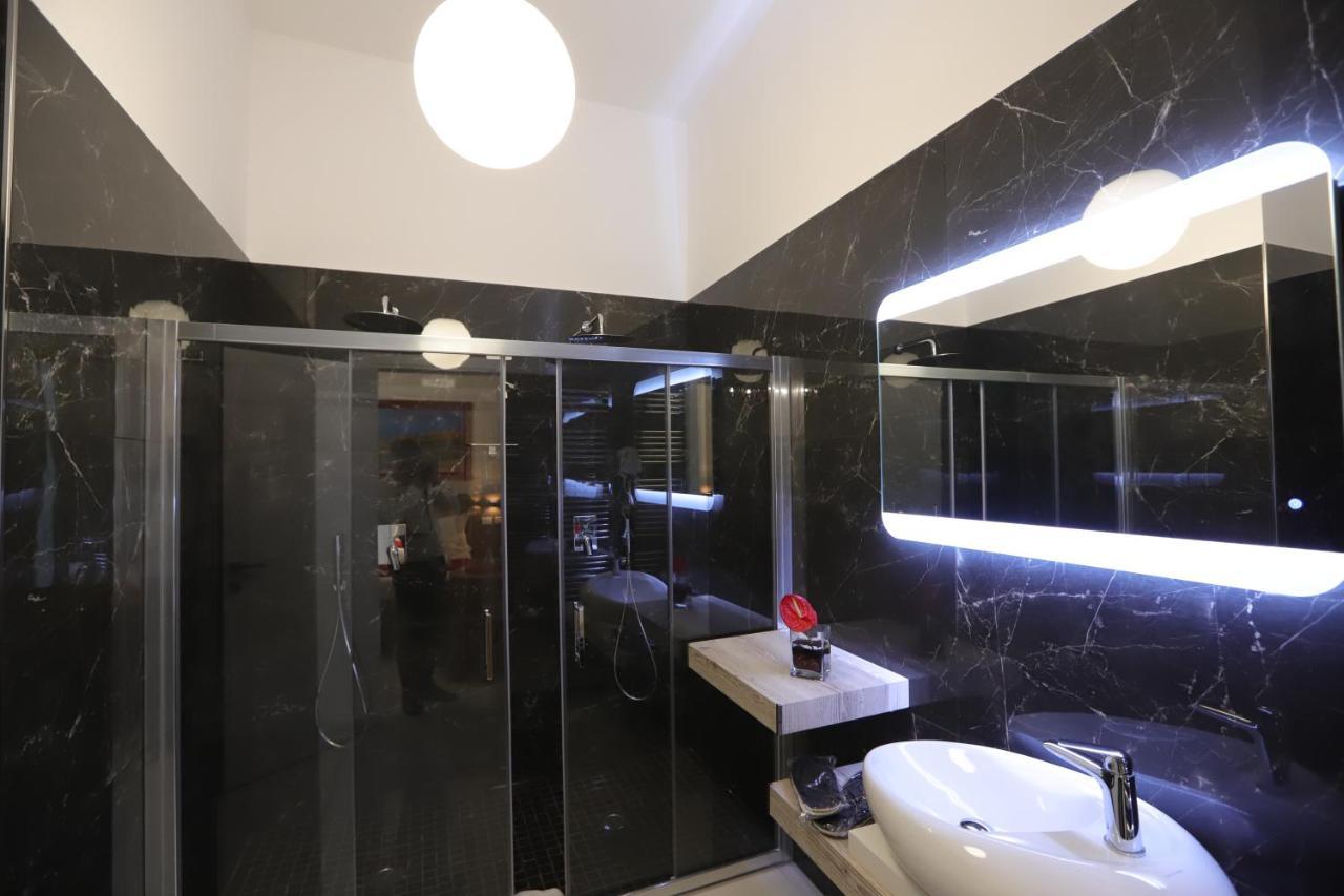 Mecla Suites Naples Exterior photo